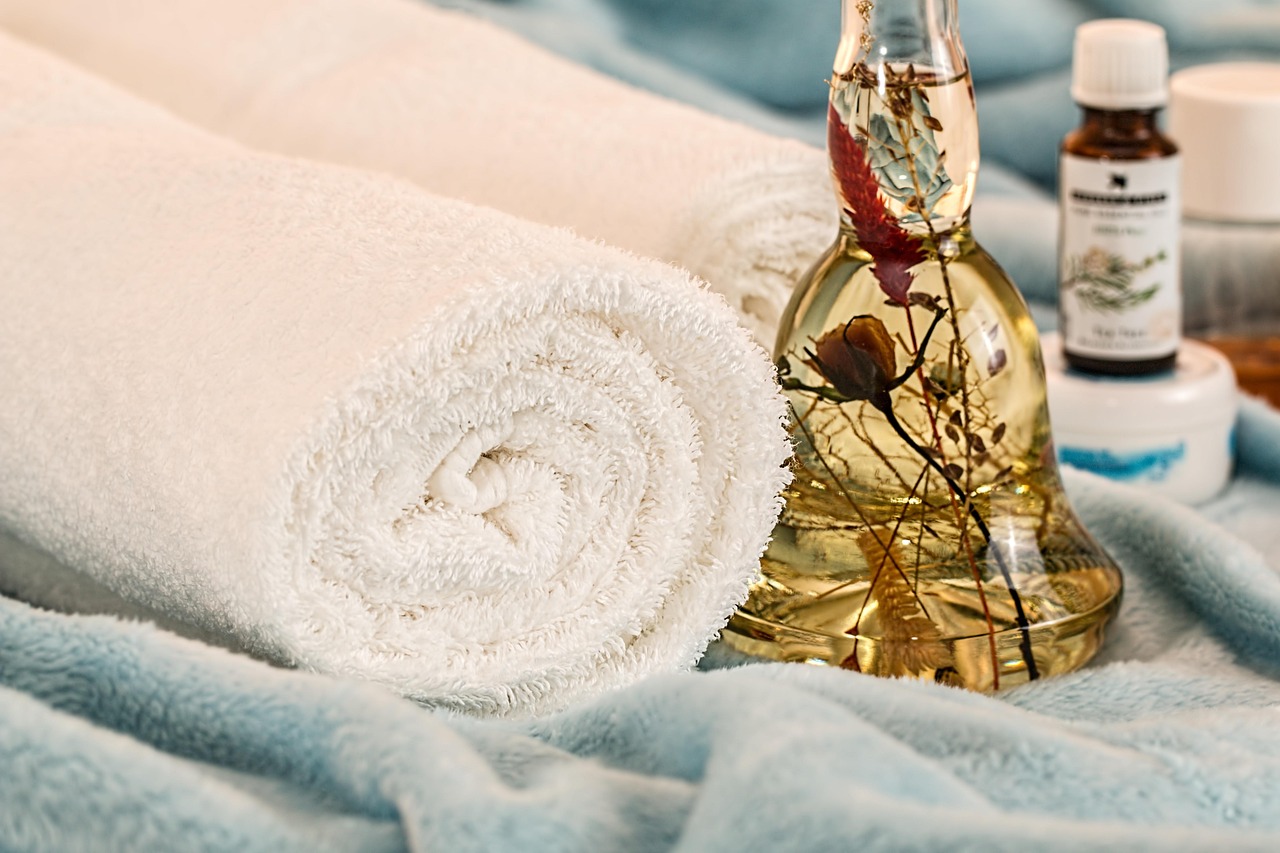 Jak ušetřit na domácím wellness a spánku — matrace, textil, aromaterapie i relax bez přehnaných cen